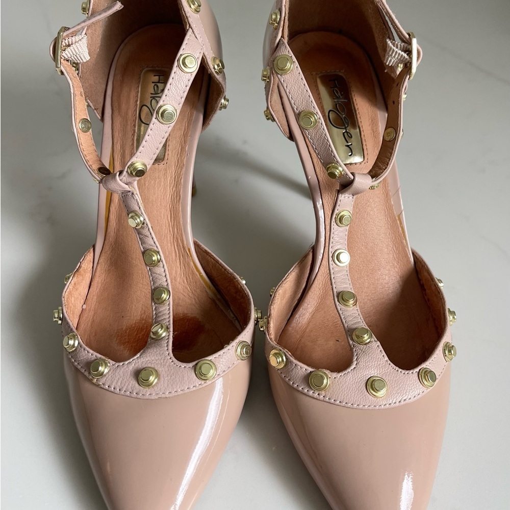 Halogen Nude Studded pumps